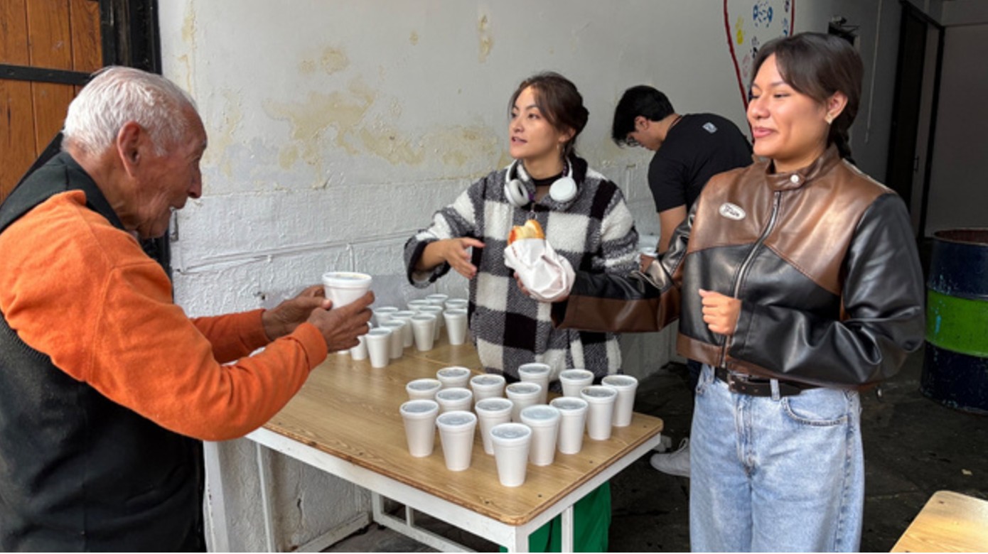 Actividad de convivencia y servicio